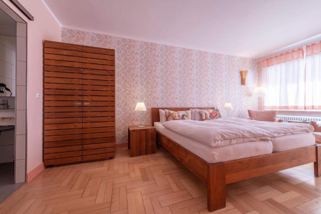 קונסטנץ Hotel Viva Sky מראה חיצוני תמונה